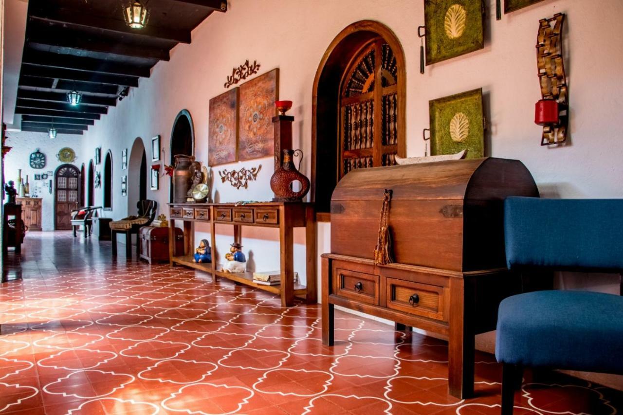 Hotel Posada Del Rosario Antigua Bagian luar foto