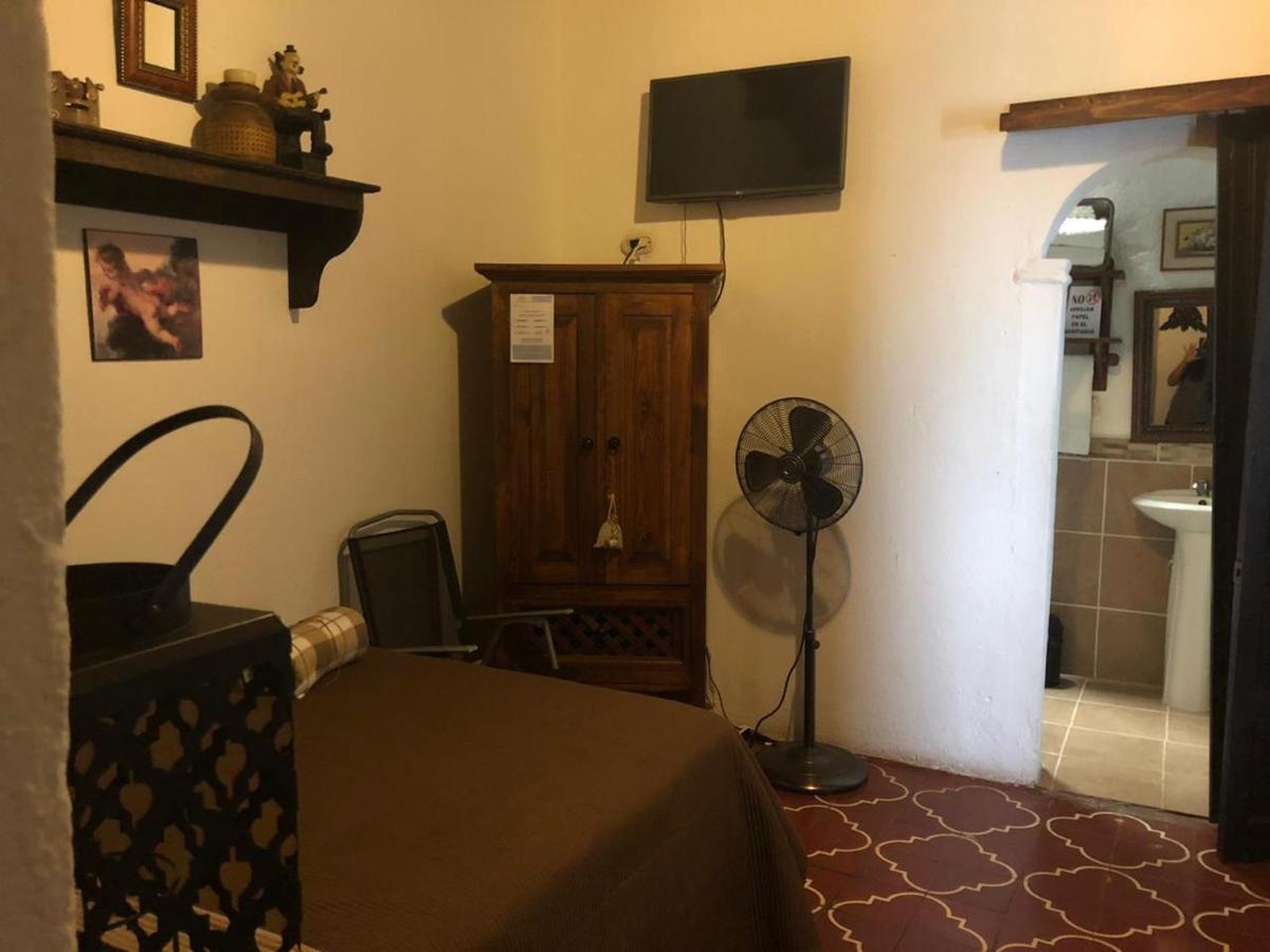 Hotel Posada Del Rosario Antigua Bagian luar foto